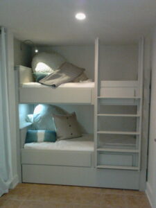 Bunk bed w lights