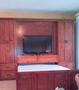 Zom room cherry shaker style_edited